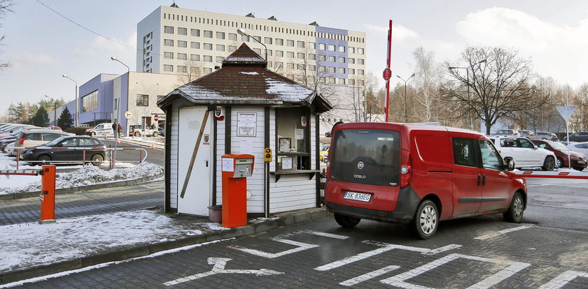 Szpital w Ochojcu ma najdroższy parking w województwie