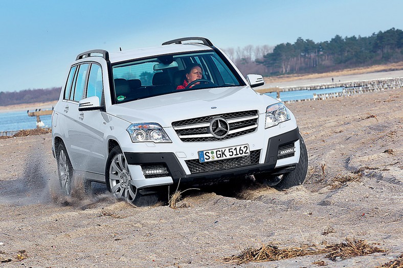 Volvo XC 60 kontra Mercedes GLK, Audi Q5 i BMW X3: świeży powiew w klasie SUV