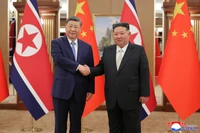 Kim Dzong Un wykorzystuje nieuwagę Trumpa. "Otwiera drogę do przełomu"