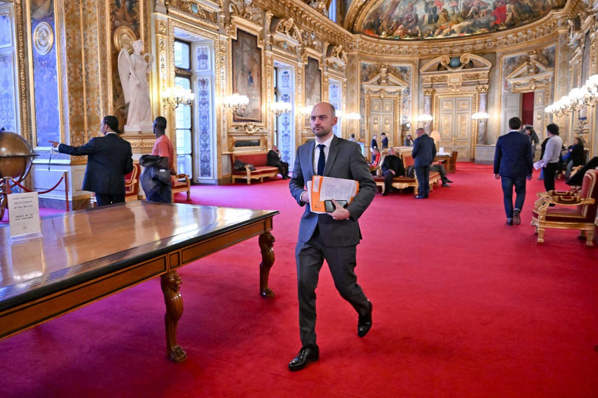 Francja wspiera Wołodymyra Zełenskiego. "Pokój ma swoją cenę"