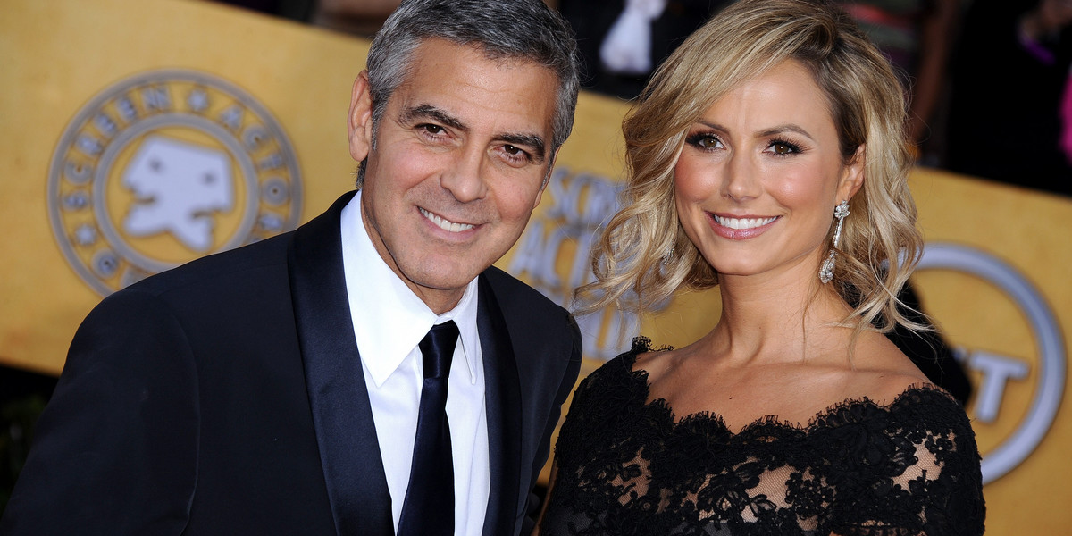 George Clooney i Stacy Keibler 