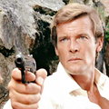 Mija 45 lat, od kiedy Roger Moore po raz pierwszy zagrał Jamesa Bonda [INFOGRAFIKA]
