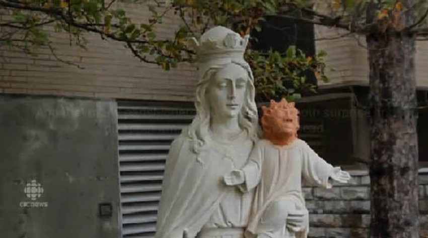 Beba Isus dobila novu glavu