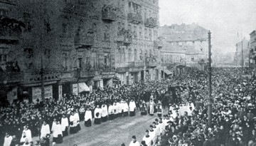 Przyszłość na cmentarzu. Gdy pogrzeb pobudza życie społeczne