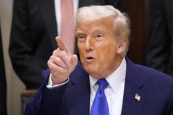 "Latający pałac" w prezencie od Kataru dla Donalda Trumpa. "Byłbym głupi, gdybym nie wziął"