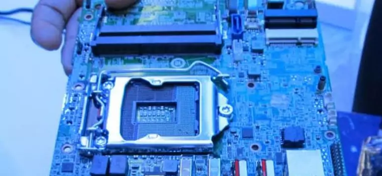Intel 5x5 - najmniejsza płyta główna z wymiennym procesorem