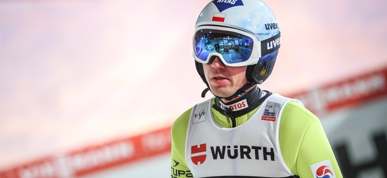"Lepiej walczyć w sporcie". Kamil Stoch apeluje o pokój [FOTO]