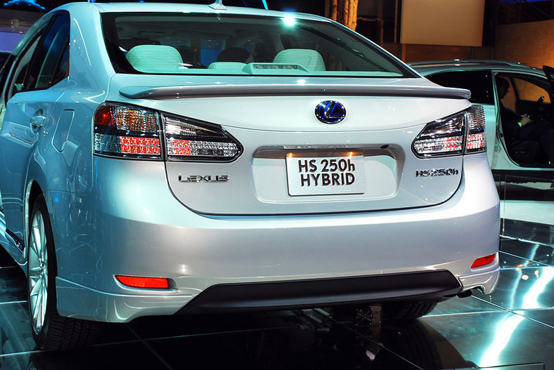 Detroit 2009: Lexus HS 250h – hybrydowy sedan dla Japonii i USA