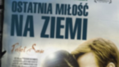 Premiera polskiego plakatu filmu "Ostatnia miłość na Ziemi"