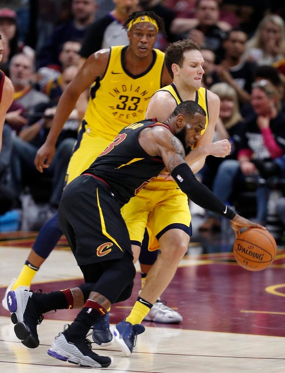 Lebron Džejms