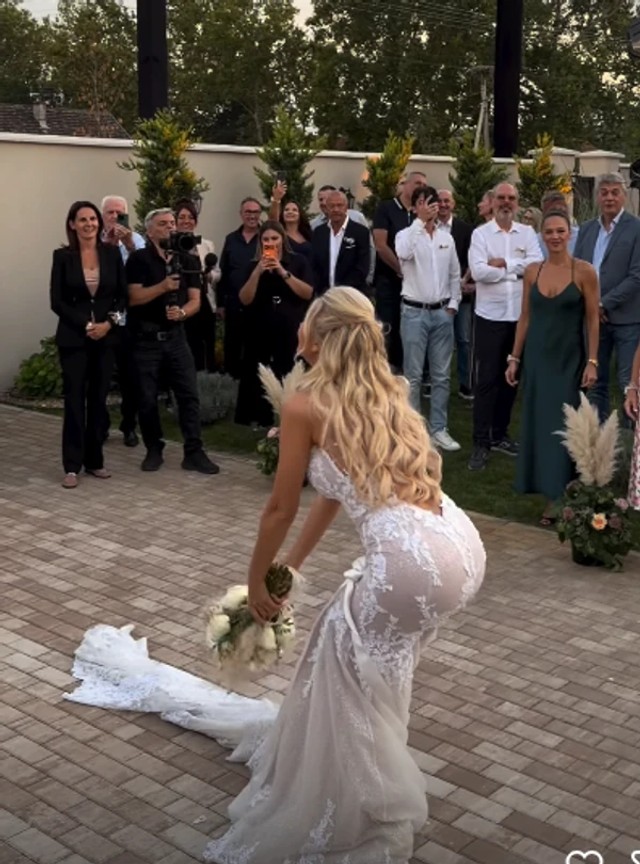 Jelena Jovičić i Zinaida Dedakin (Foto: Instagram/niccola____)