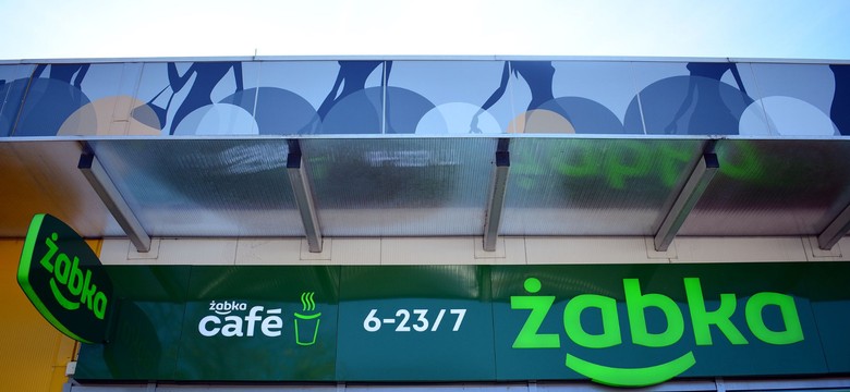 Żabka może mieć kłopoty przez kontrowersyjną promocję. MZ zawiadamia prokuraturę i UOKiK