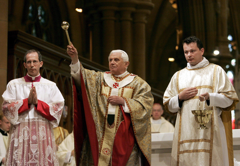 Benedykt XVI w czasie mszy w Sydney, 2008 r.