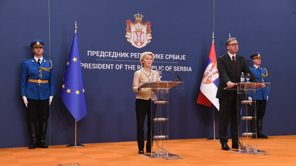 Aleksandar Vučić i Ursula fon der Lajen