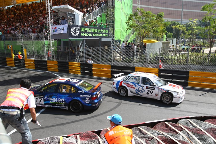 dramatyczna strona rywalizacji