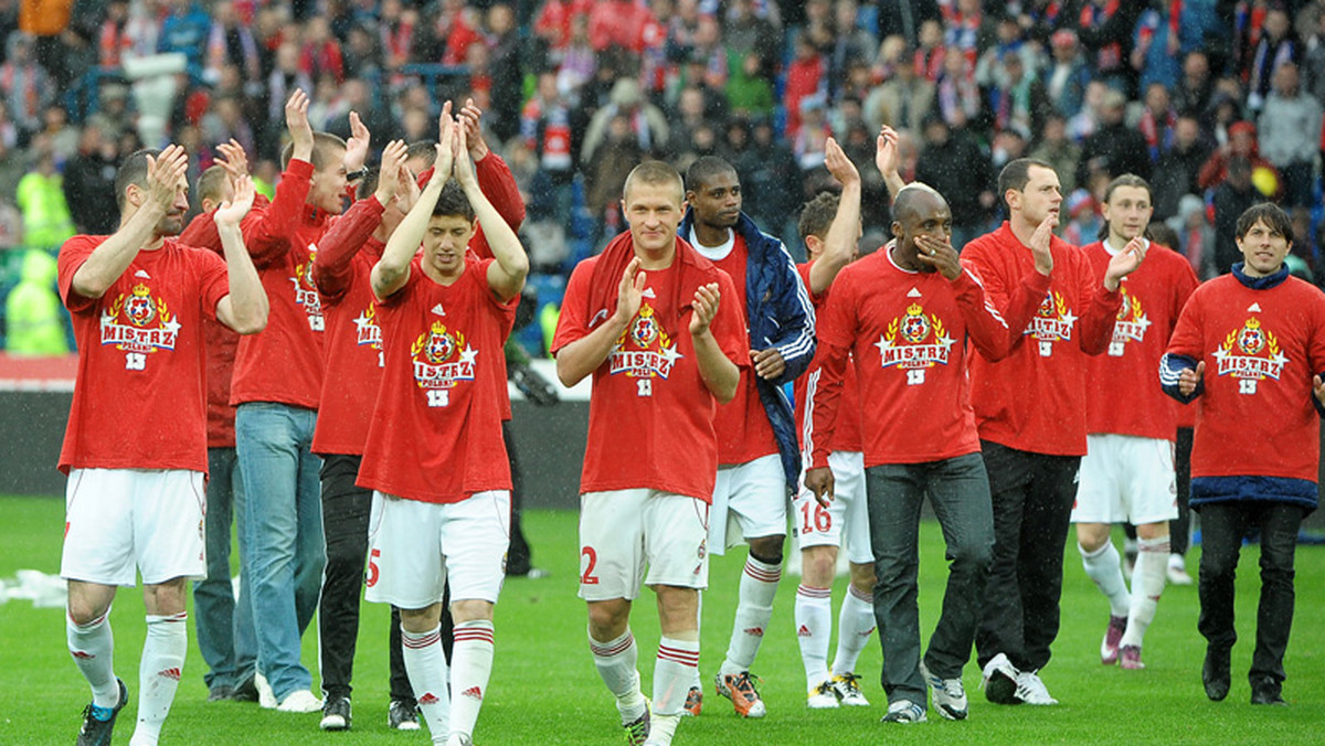 Wisła Kraków wygrała w meczu sparingowym z mistrzem Bułgarii - Litexem Łowecz 2:1 (2:1). Autorem obu bramek dla Białej Gwiazdy był... Bułgar Cwetan Genkow.