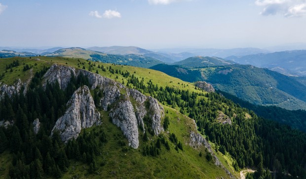 Vodovodi iz 13. ili 14. veka su pronađeni u Plani, srednjovekovnom naselju tipa trga i važnom rudarskom centru na području Kopaonika.
