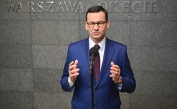 Nauczycielski okrągły stół realny? Premier apeluje o zawieszenie strajku na Święta