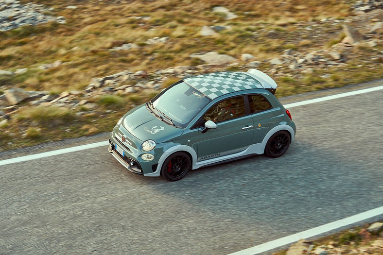 Abarth 695 70° Anniversario