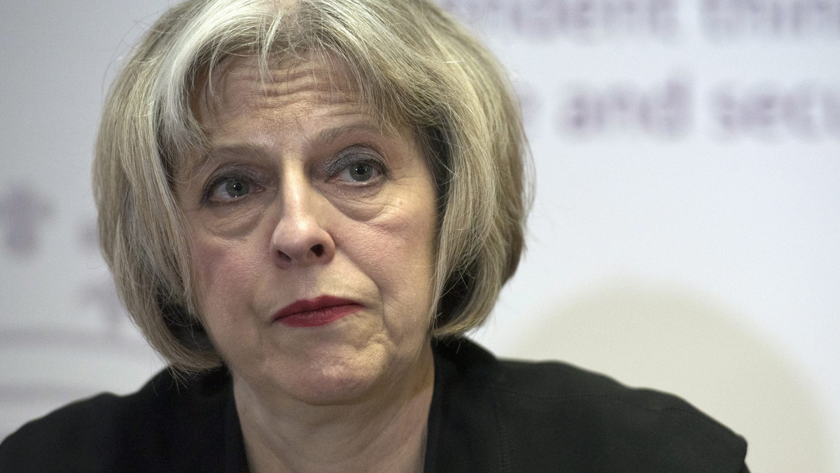 Wielka Brytania stoi obecnie w obliczu większego zagrożenia terroryzmem niż kiedykolwiek wcześniej od 11 września 2001 roku - daty pamiętnych zamachów w USA oraz kiedykolwiek później - poinformowała szefowa brytyjskiego MSW Theresa May. Minister zaznaczyła, że Wielka Brytania musi na to zareagować.