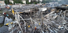Rosyjski pocisk uderzył w centrum handlowe. Liczba ofiar śmiertelnych w Krzemieńczuku wzrosła do 18. Za zaginione uznano 36 osób