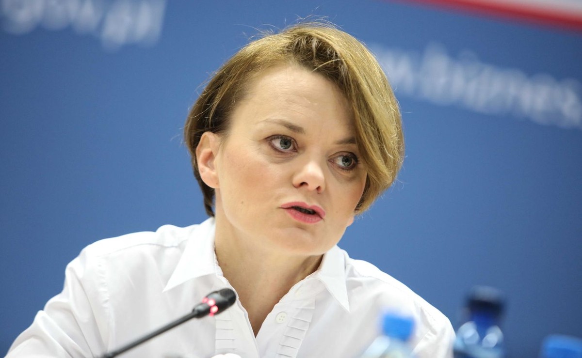 Minister Jadwiga Emilewicz