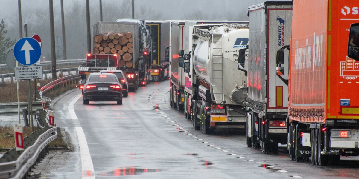 W najtrudniejszej sytuacji jest branża transportowa