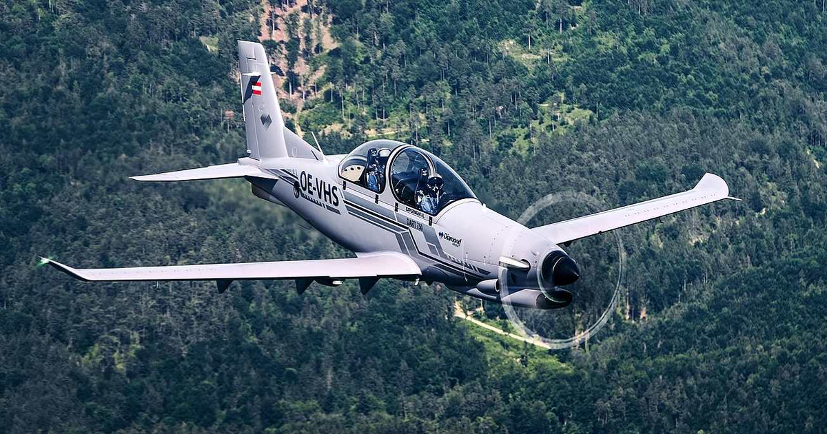 Österreichischer Supertrainer will mit drittem Motor endlich