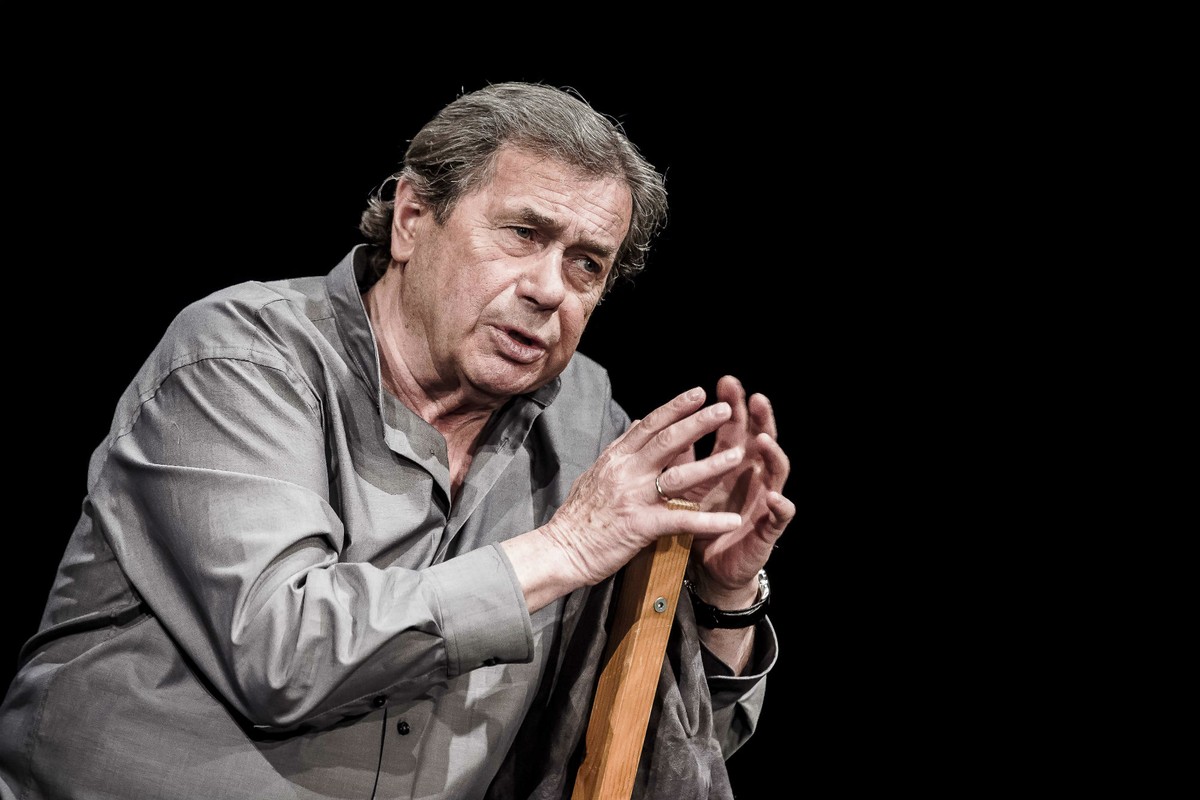 Janusz Gajos w monodramie "Msza...", fot. Krzysztof Bieliński - Archiwum Artystyczne Teatru Narodowego