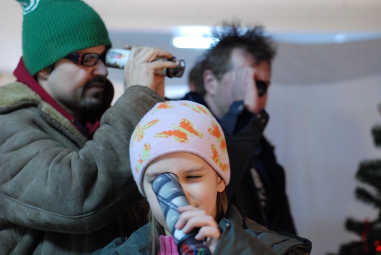 Jednym z bardziej obleganych stoisk był kramik z kaledoskopami...