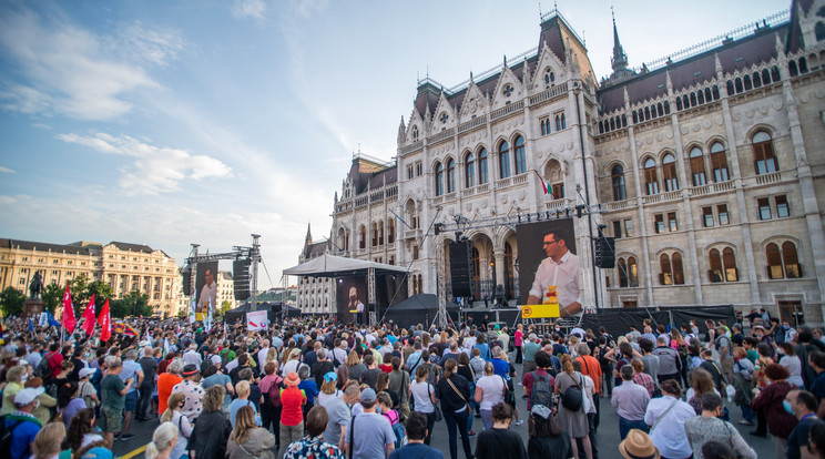 A Kínai külügyminisztérium reagált a budapesti Fudan Egyetem miatt történő tüntetésre / Fotó: MTI/Balogh Zoltán