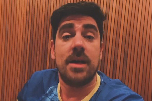 POZNATI BRAZILSKI GLUMAC PEVA HIT HALIDA BEŠLIĆA Obukao dres BiH nakon njihove pobede na Mundijalu i oduševio sve: "Zvuči bolje od mnogih", komentari pljušte (VIDEO)
