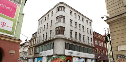 Anarchiści opuścili budynek przy Starym Rynku