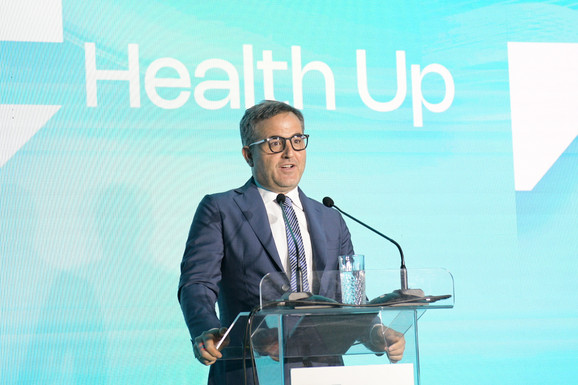 Zvanično otvorena HEALTH UP konferencija: U toku je uvodno predavanje dr Fabija Skana, direktora SZO za Srbiju (FOTO, VIDEO)