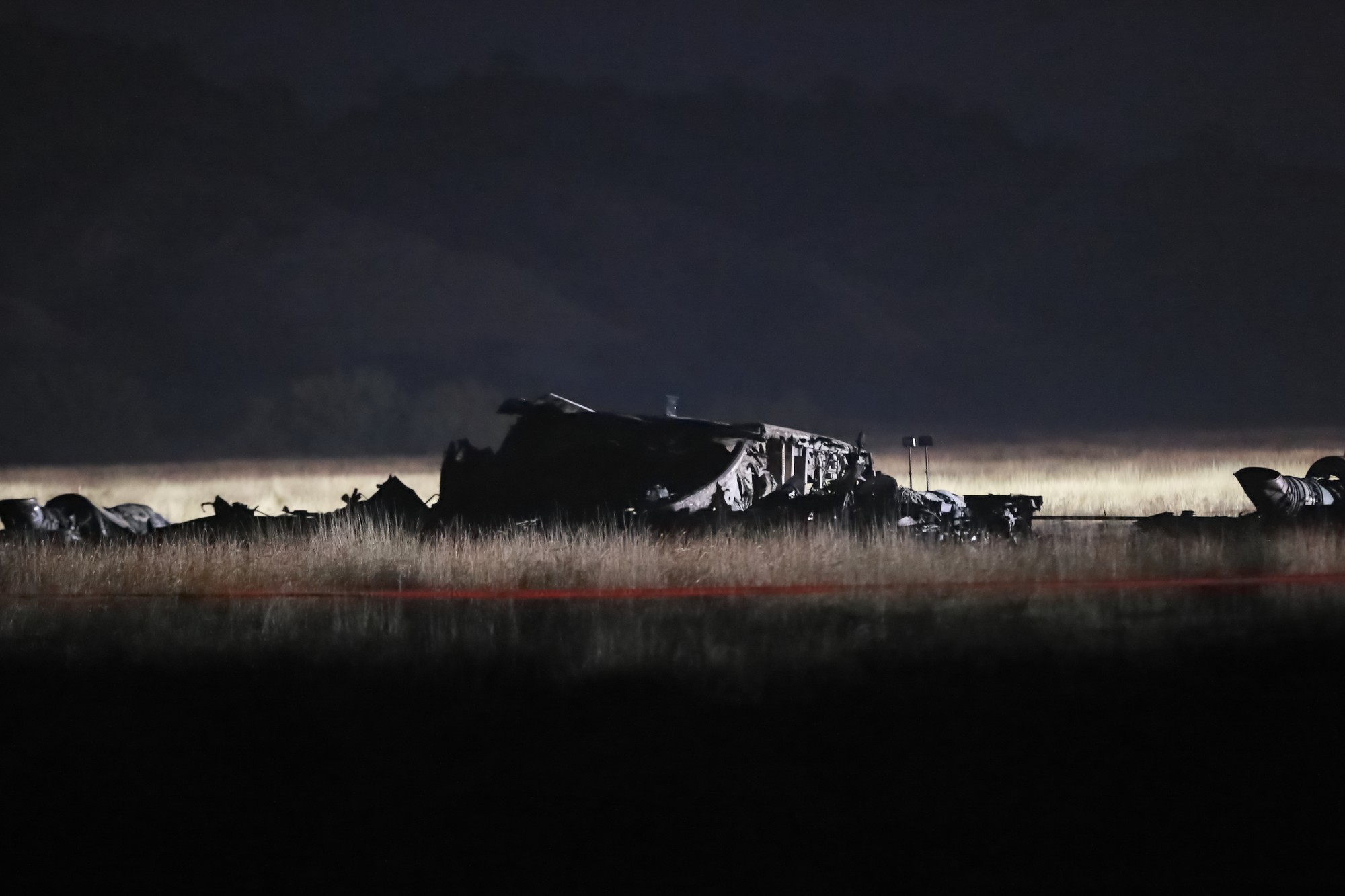 Pri nehode vojenského lietadla v Gruzínsku zahynulo všetkých 20 osôb na palube.