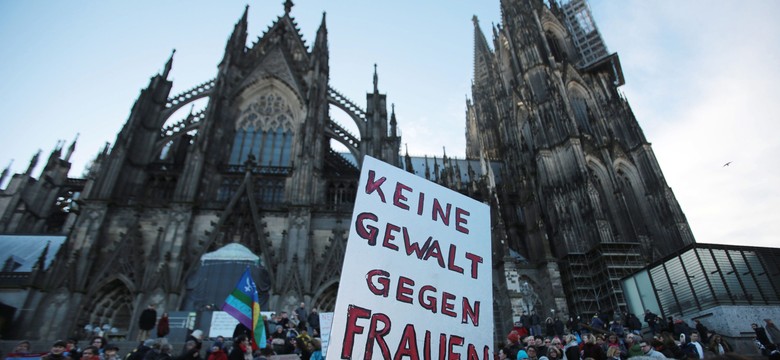 Angela Merkel zaostrza kurs wobec imigrantów. "Muszą być konsekwencje". WIDEO
