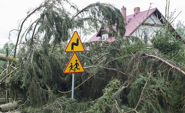 Kary za zbyt wolne przyznawanie pieniędzy po kataklizmach? Wnioski rządowego zespołu wstrząsnęły samorządowcami