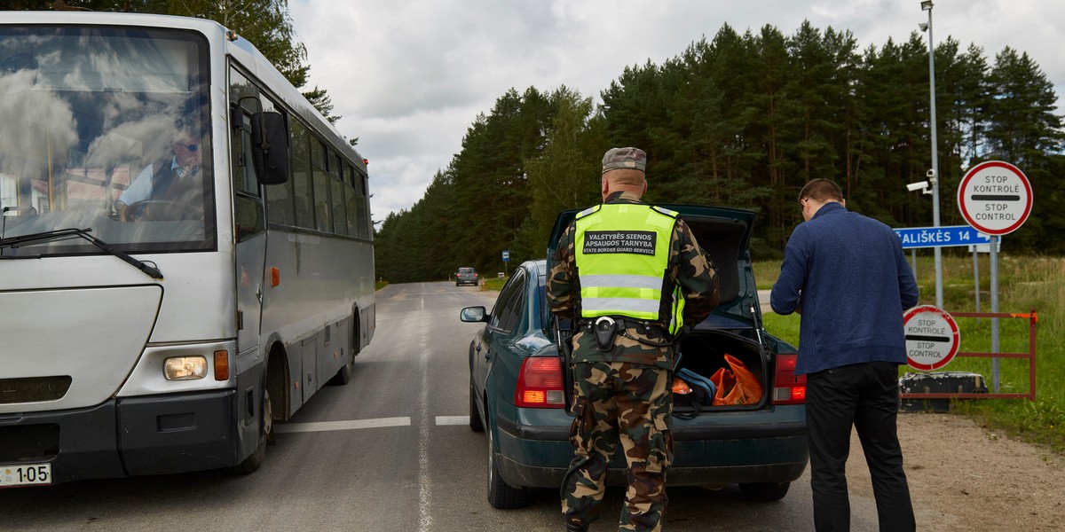 Litwini nie pozwalają przekraczać granicy z Rosją lub Białorusią z większą ilością gotówki niż 60 euro.