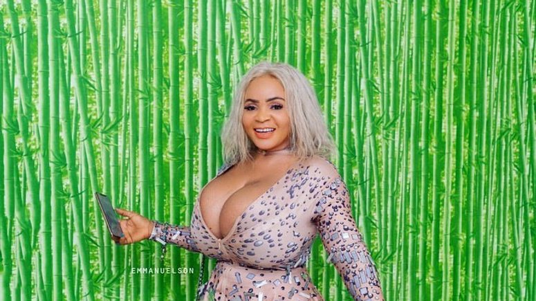 Cossy Orjiakor says she celebrated her birthday at Lekki protest ground to make Nigerians happy. [Instagram/CossyBarbie]