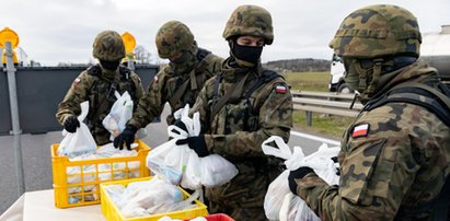 Większość Polaków uważa, że wojsko powinno pomagać osobom przebywającym na kwarantannie