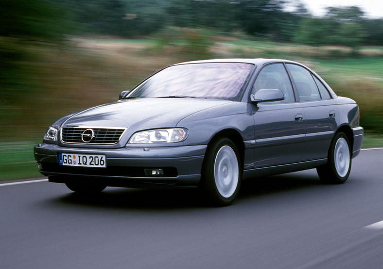 Opel Omega B FL - lata produkcji: 1999-2003, opisywane wersje 2.2 DTI, 2.5 tds