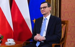"Przypomniał mi się kultowy film". Morawiecki wykorzystał cytat, by skrytykować Tuska