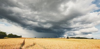 W weekend będzie pochmurnie. Możliwy deszcz, a nawet burze!