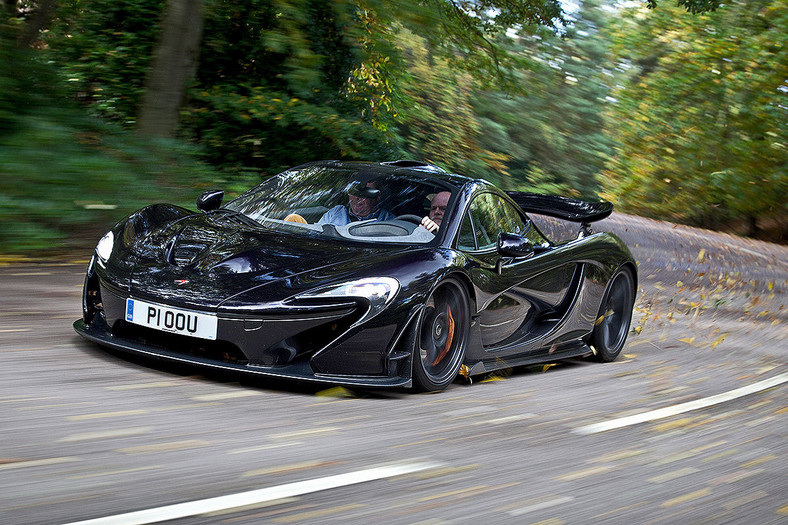 916 KM - McLaren P1