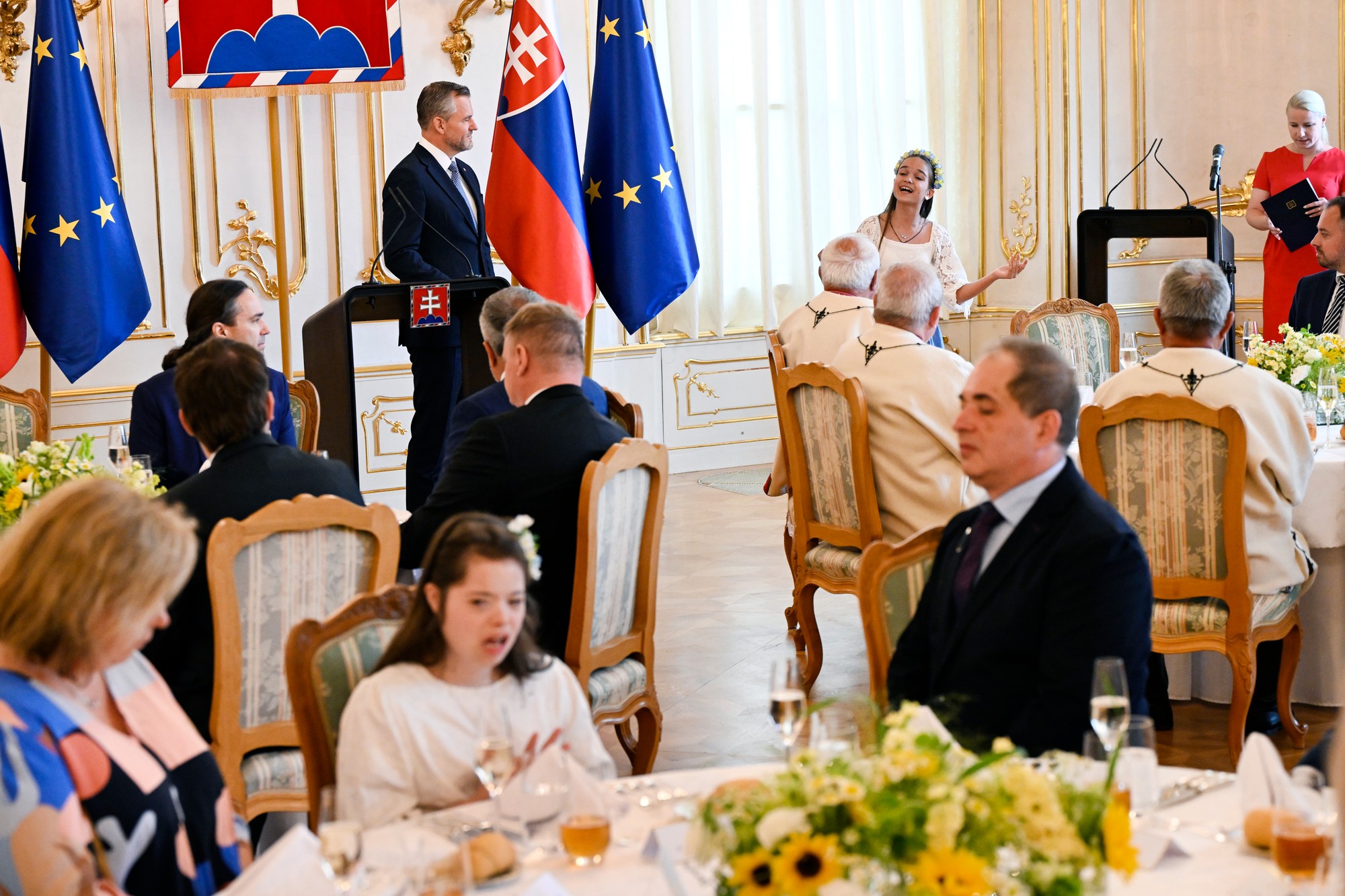 Prezident Peter Pellegrini pri výročí inaugurácie prijal na obed 30 ľudí z rôznych oblastí.