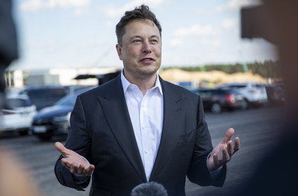 Elon Musk chce, by kolejna Tesla unosiła się nad ziemią. "Tak bez ryzyka, że zabije ludzi"