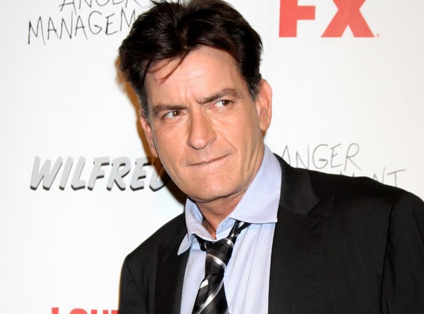 Charlie Sheen stracił pracę. Jego serial znika z anteny