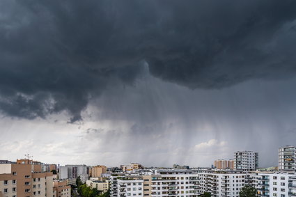 Czarne chmury nad polską gospodarką. Ten wskaźnik nie wróży niczego dobrego