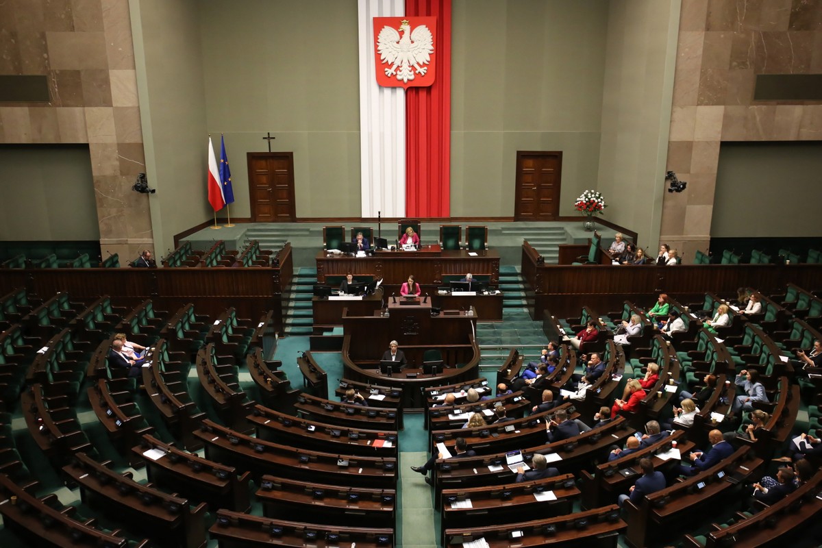 Na godz. 12 planowane jest posiedzenie sejmowej komisji administracji i spraw wewnętrznych, która zajmie się tą poprawką.
