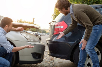 Ubezpieczasz auto w leasingu? Sprawdź, na co uważać i jak zgłaszać szkody